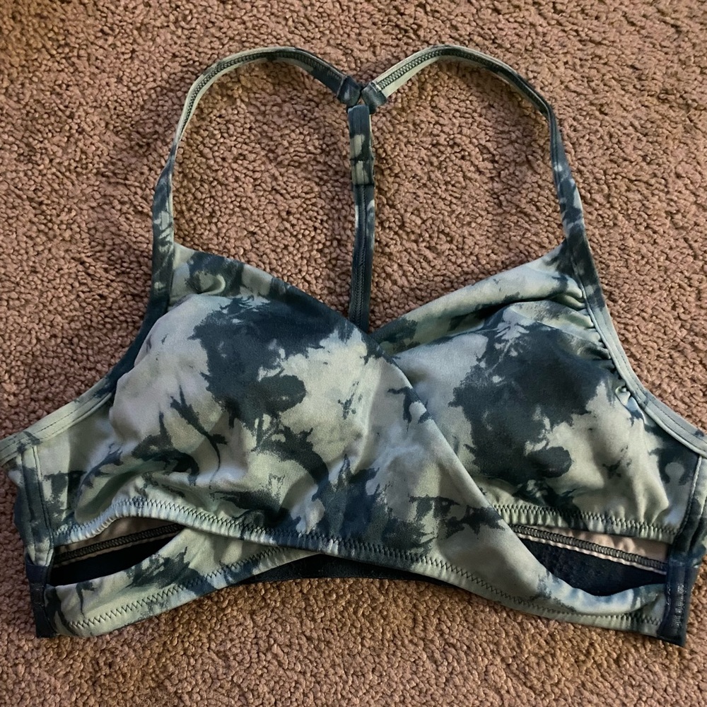 VS PINK sports bra MEDIUM - Picture 1 of 4
